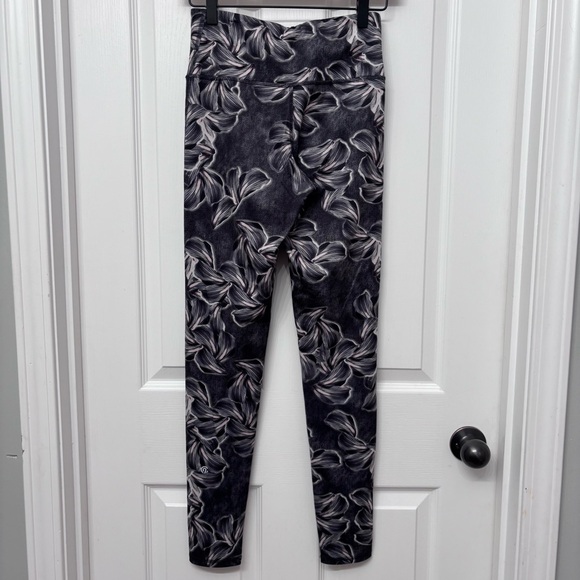 Black Floral Active Leggings | Champion Size S - Picture 2 of 9